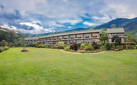 Hunas Falls Hotel Kandy